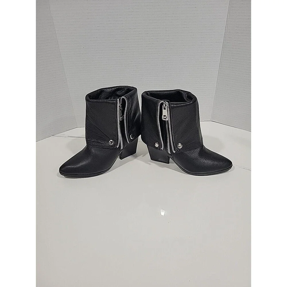 MICHAEL KORS Bassey Black Leather Convertible Boots Size 6M